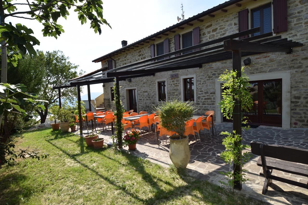 Agriturismo Terra Selvatica Valfabbrica Exterior photo